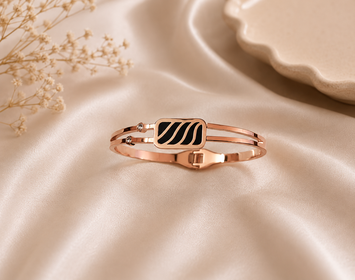 Rose Gold Black Wave Design Bracelet