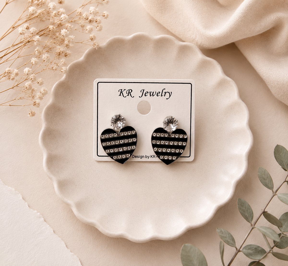 Black Heart Crystal Earrings – 1 Pair