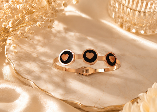 Triple Heart Bracelet – Premium Fashion Bracelet