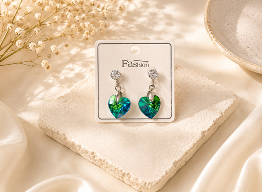 💚 Green Heart shape Earrings