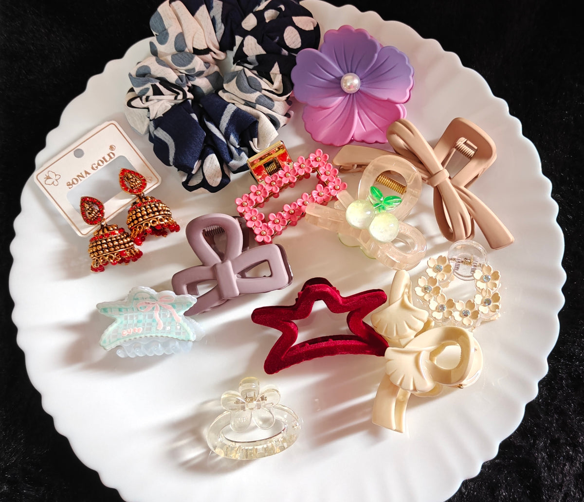 ✨ Premium Hair Accessories & Earrings Combo – 11 Pieces (Code:021)