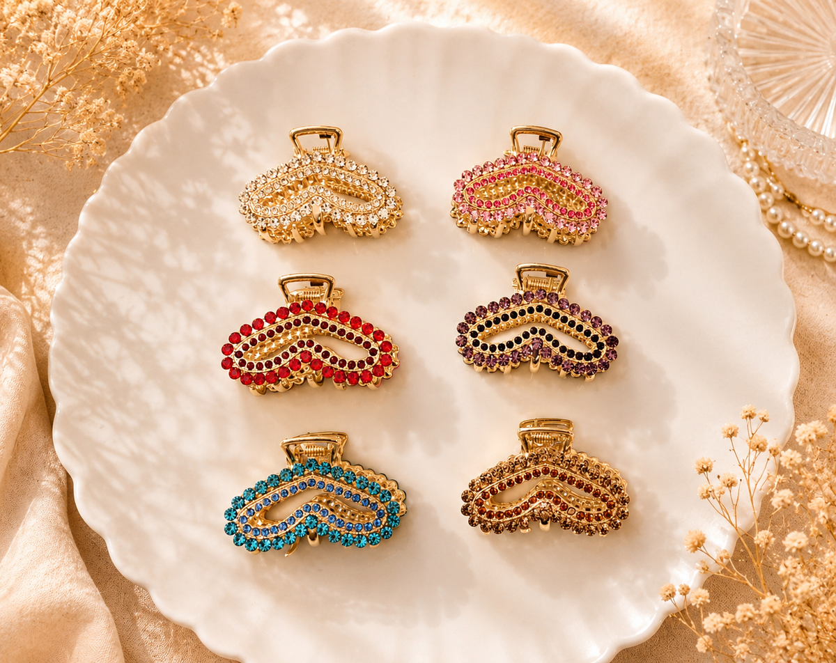 Premium Rhinestone Claw Clip – Medium Size | Random Color (1 Piece)