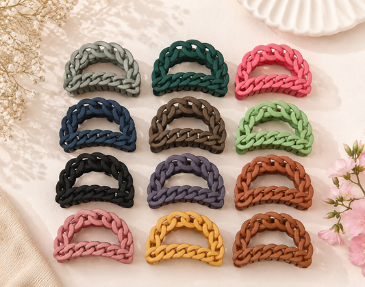 Matte Chain Design Hair Claw Clip – Korean Style | Random Color